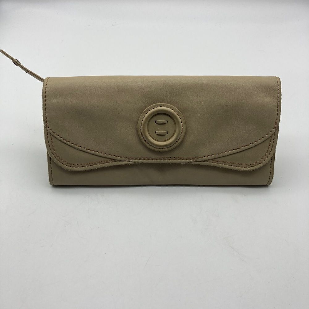Fossil Genuine Leather Beige Wallet SWL 9689